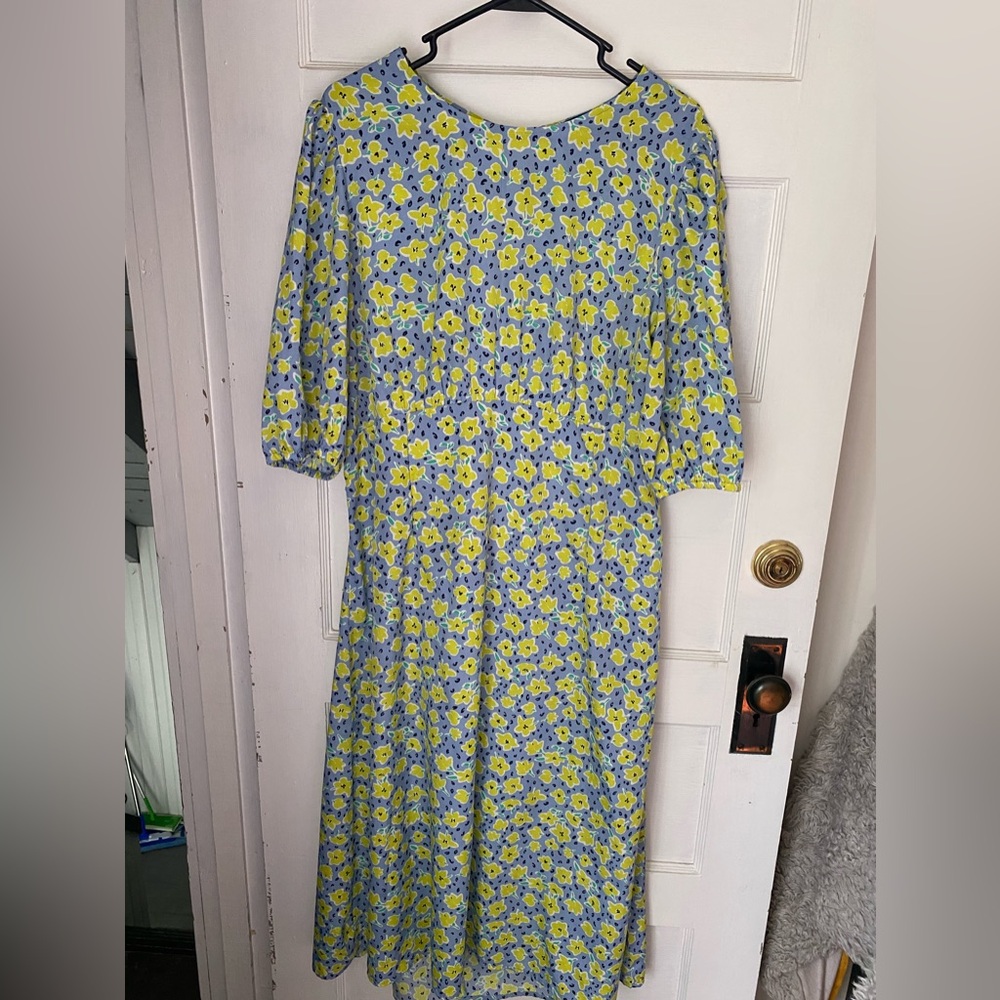 Wednesday’s Girl floral midi.